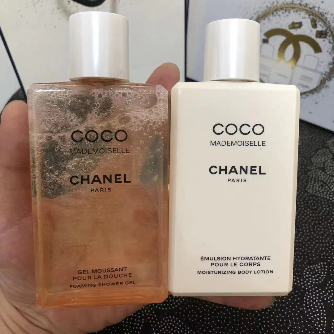 Chanel Coco Mademoiselle Fragrance Set: Body Lotion, Shower Gel, Hand Cream 4 i1712061048 3591 3