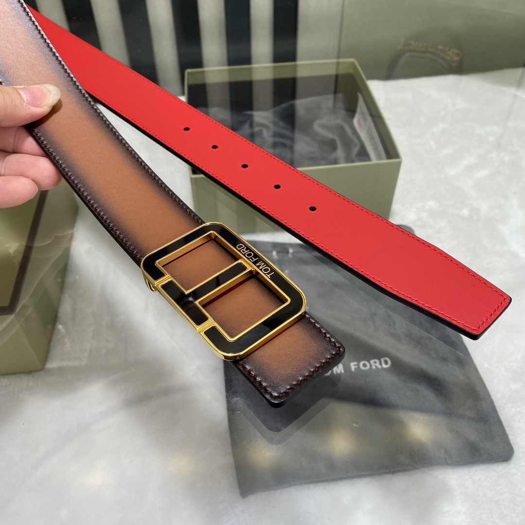 汤姆福特最新网红爆款双面头层牛皮配原装盒专柜同步3.8宽新款上市了原版牛皮搭配钢扣优雅大方用的方便谢谢你