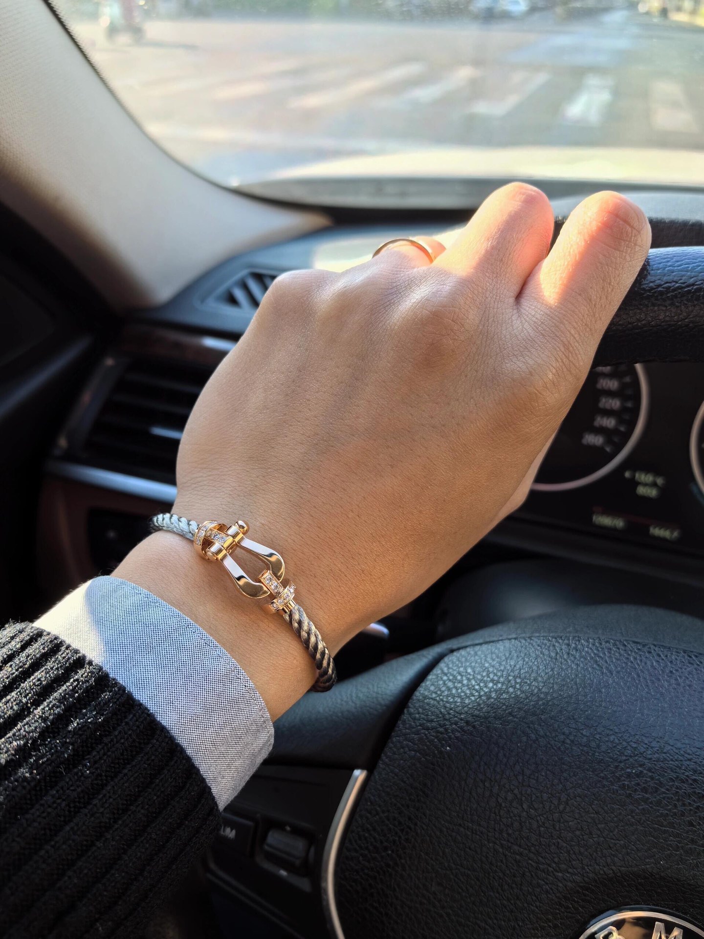 [Niche Series Jewelry]210542 [Our Product] Half Diamond Hand Rope Large size Z