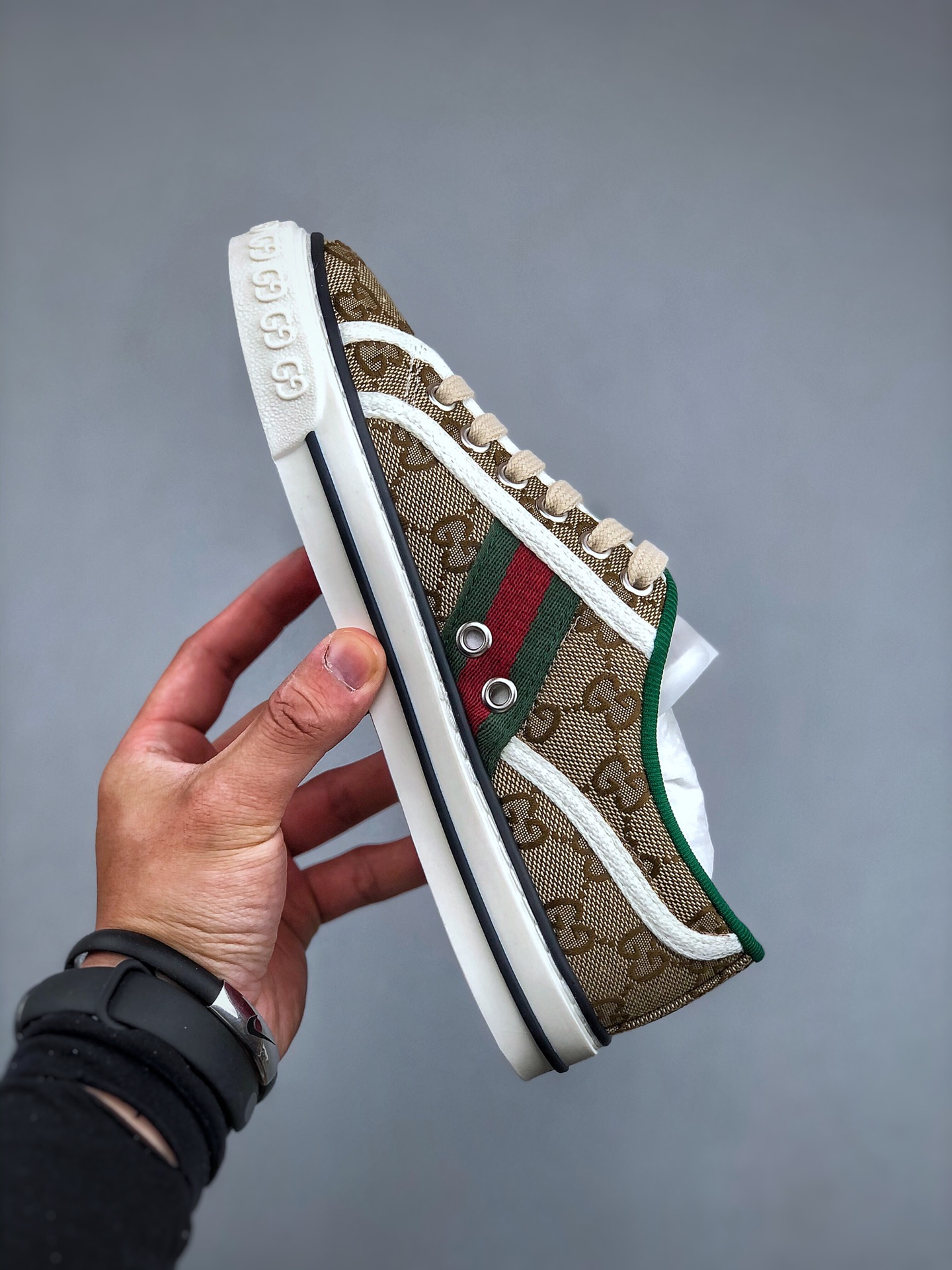 420 Gucci Tennis 1977 Print Sneaker古驰帆布印花复古休闲运动板鞋