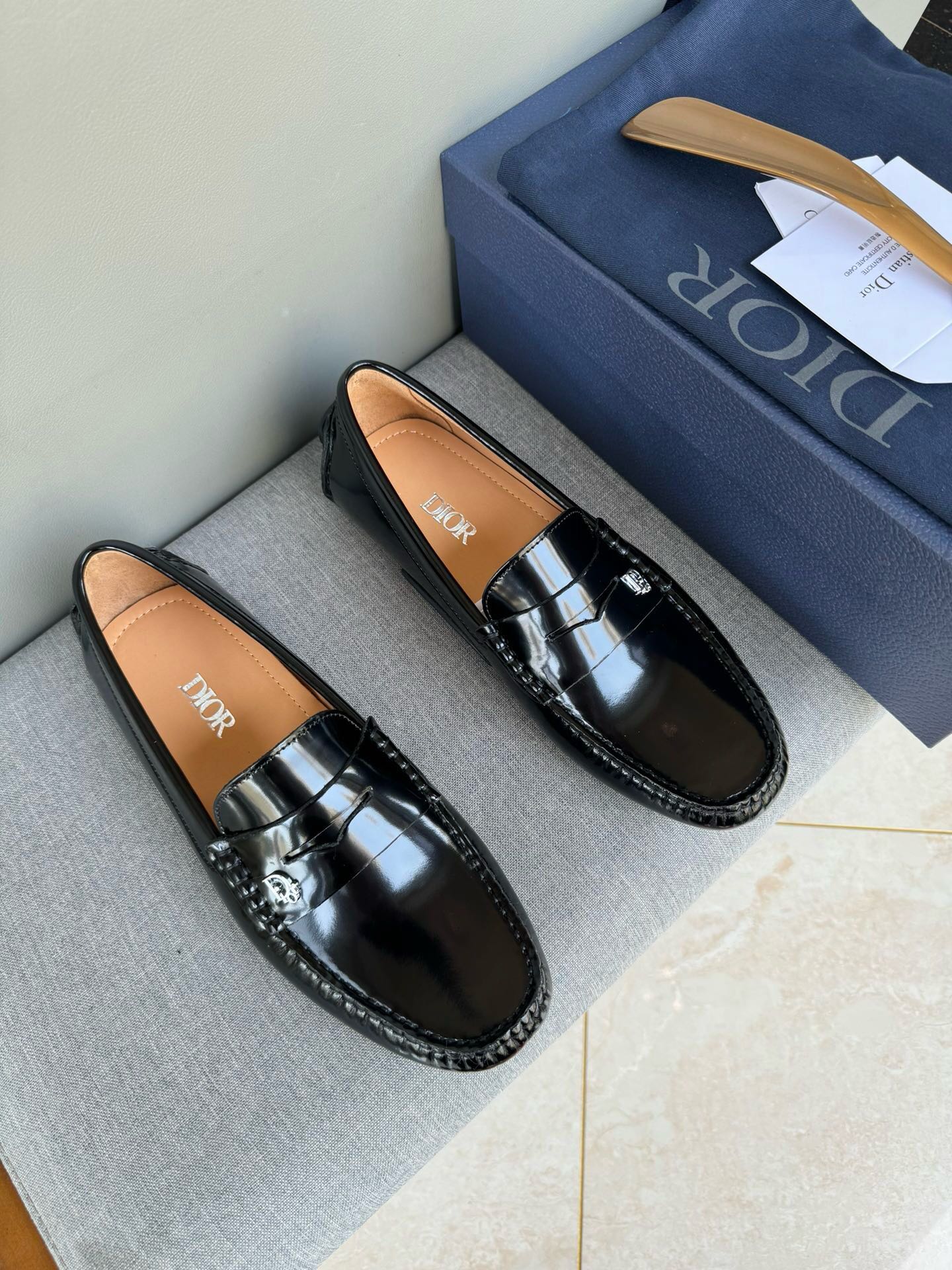 NO:218149,Brand Dior color original color matching, size 39-44 customized 38.45 price Material new model for men, Doudou shoes driving, foot shoes, imported cowhide, extremely strong leather texture   cowhide inner comfortable and breathable   original Dior open mold custom sole, the highest quality in the market, Dior-Doodou shoes, dior, dior, cowhide19860909品牌Dior 颜色原版配色 码数39-44定做38.45 价格 材质迪奥男士新款 豆豆鞋驾车 套脚鞋 采用进口牛皮、皮质感极强 牛皮内里 舒适透气 原版Dior开模定制大底市场最高品质,迪奥-豆豆鞋,dior,dior,cowhide,Men's shoes