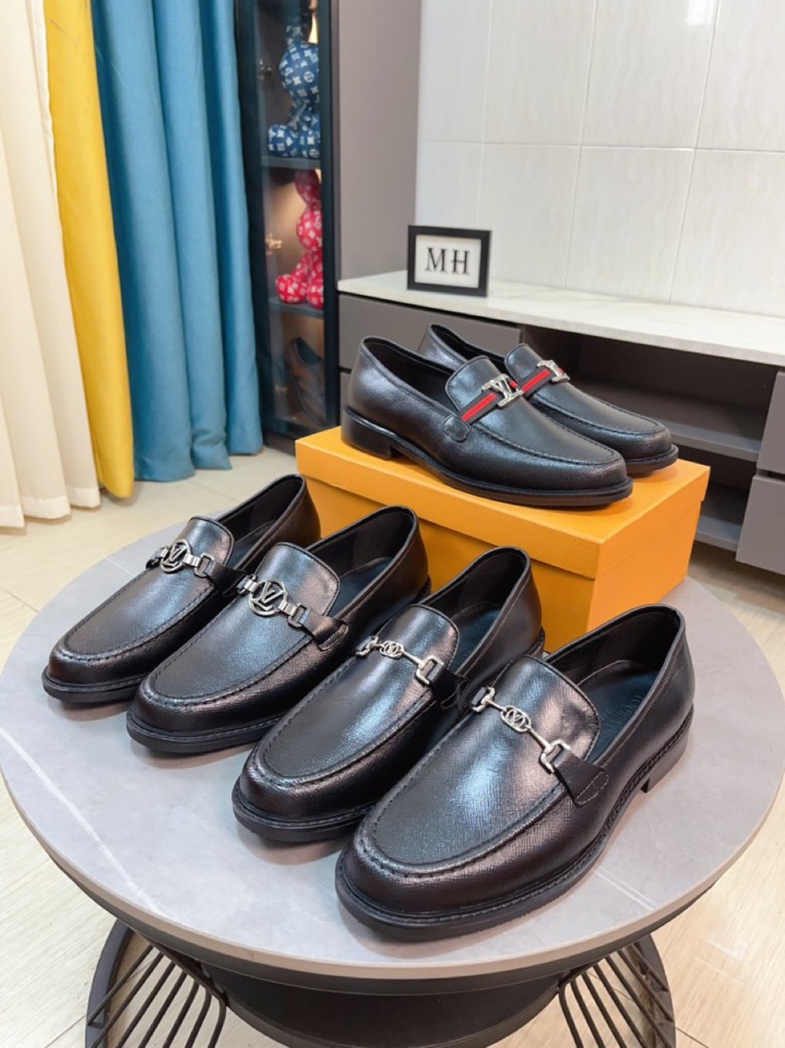 Pzqdbz⚡️⚡️L家 商务男鞋 鞋面采用意大利进口鞋面压纹➕舒适的牛皮内里，时尚气息，独特品牌独特工艺。码数：38--44。