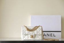 Top Quality Designer Replica
 Chanel Classic Flap Bag 1:1
 Crossbody & Shoulder Bags White All Copper Calfskin Cowhide Vintage