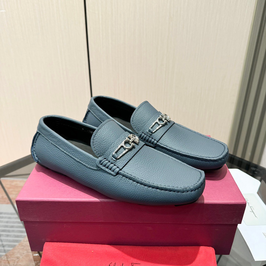 NO:593330,Ferragamo high-end quality first-layer cowhide grained cowhide lining size 38-45, loafers, ferragamo, loafers, cowhide19860909Ferragamo 高端品质 头层牛皮粒纹牛皮内里 尺码38-45,乐福鞋皮鞋,ferragamo,loafers,cowhide,Women's Shoes