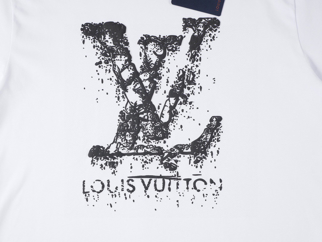 路易威登/Louis Vuitton 春夏 经典字母数码直喷圆领短袖T恤