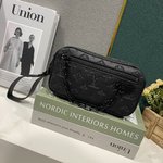Louis Vuitton Bon marché
 Pochettes & Sacs de Soirée Noir Monogram Eclipse M68321