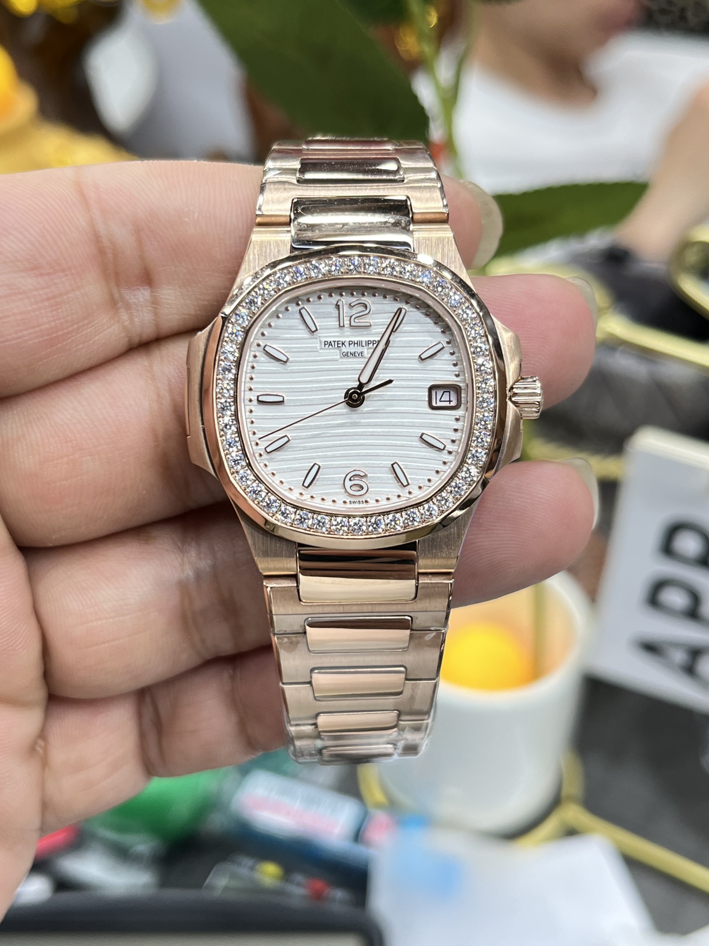 파텍필립 노틸러스 7010 쿼츠 여성용 32mm GR 공장 레플리카 43973