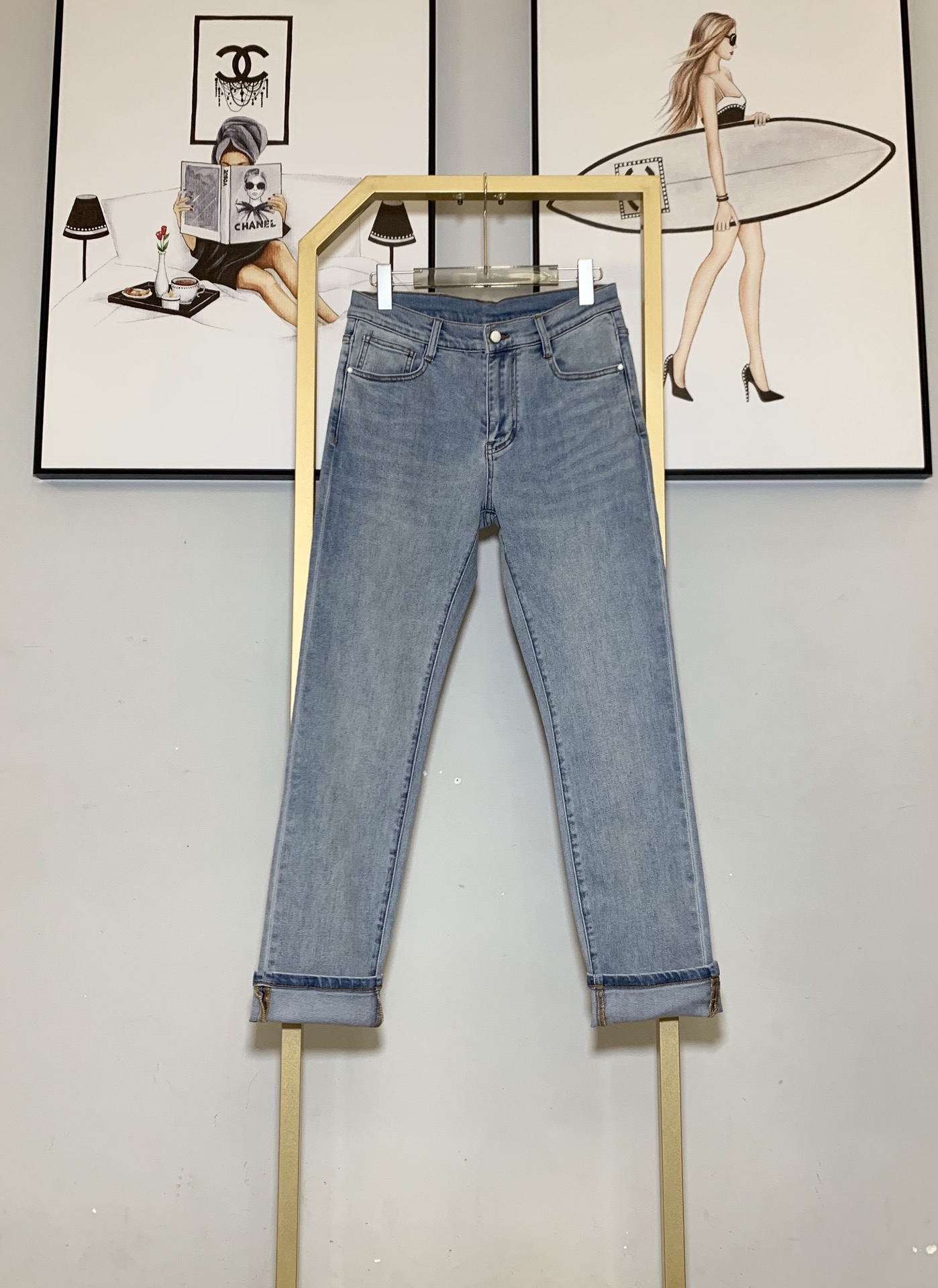 NO:152127,LV men's blue jeans stretch small straight model #2772 yards 29 30 31 32 33 34 36,,louis vuitton,jeans,alexander wang19860909LV男装蓝色牛仔裤 弹力 小直筒 型号＃2772码数 29 30 31 32 33 34 36,,louis vuitton,jeans,alexander wang,Men's clothing