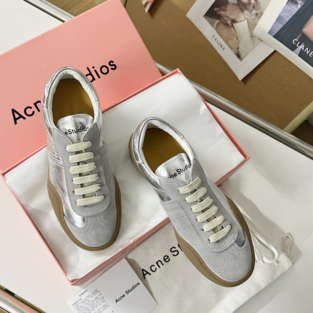 Acne Studios Zapatos Zapatillas deportivas Mujeres Chamois Cuero de vaca Caucho Casual