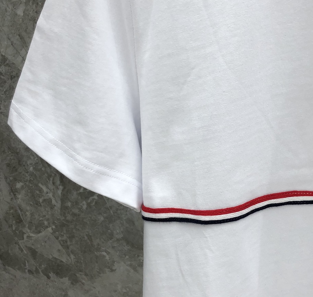 横条织带翻领POLO  

码数：1-5  颜色：藏青、净白