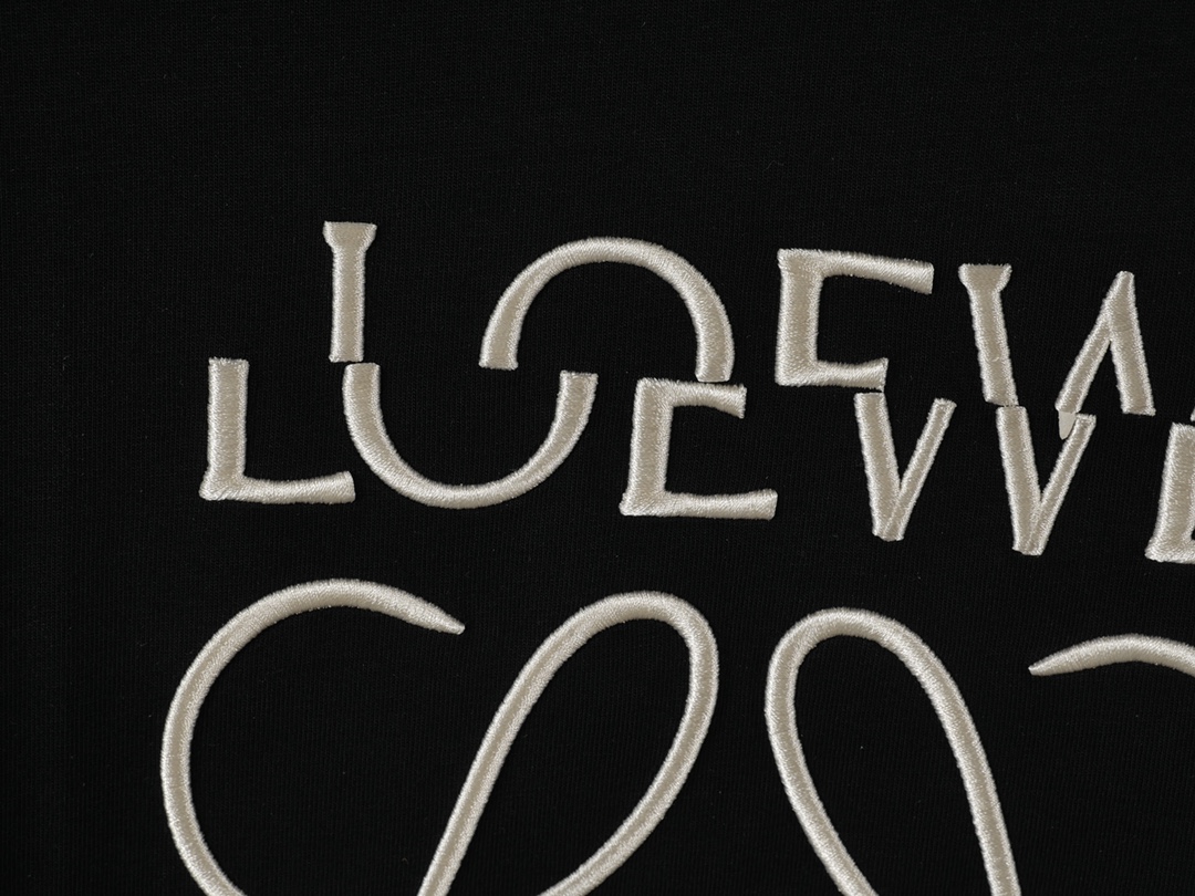 Loewe LOEWE|罗意威 24SS错位LOGO刺绣短袖