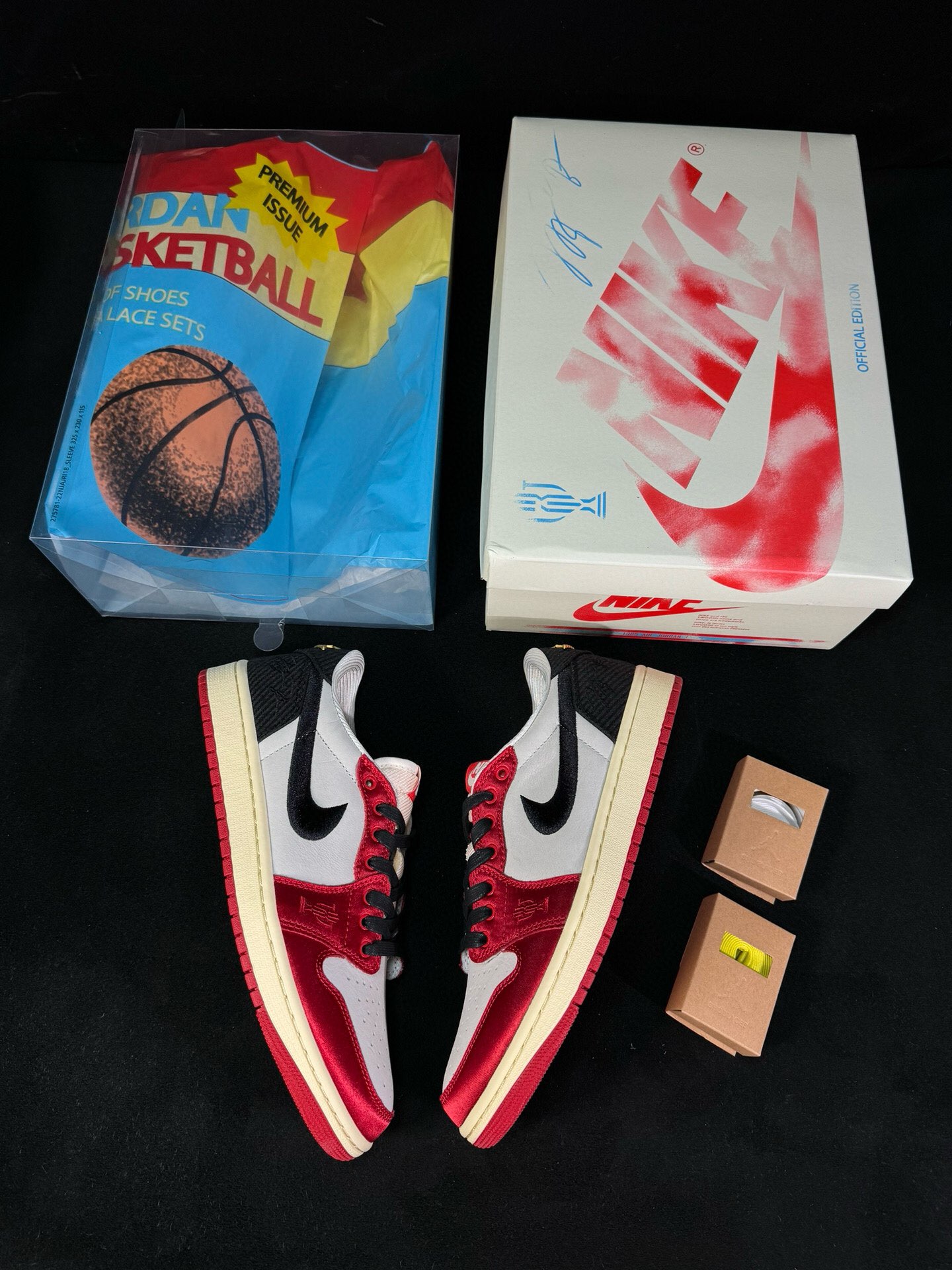 AJLOW鞋码37-47.5纯原出品-TrophyRoomxAirJordan1LowOGAway白黑红