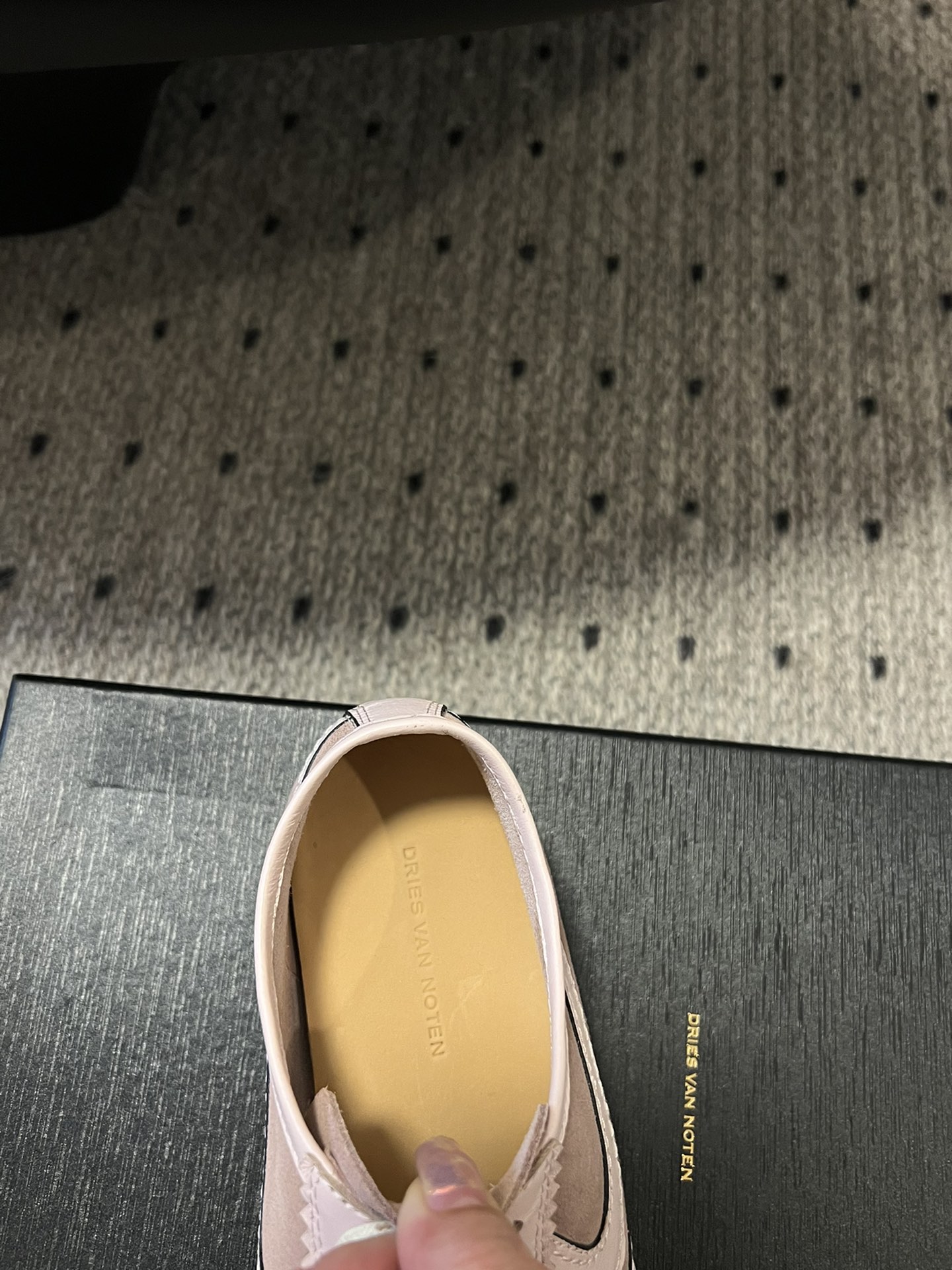 
代购级小众 Dries Van Noten·DVN 复古德训鞋

dvn的德训鞋也太美了吧  drie