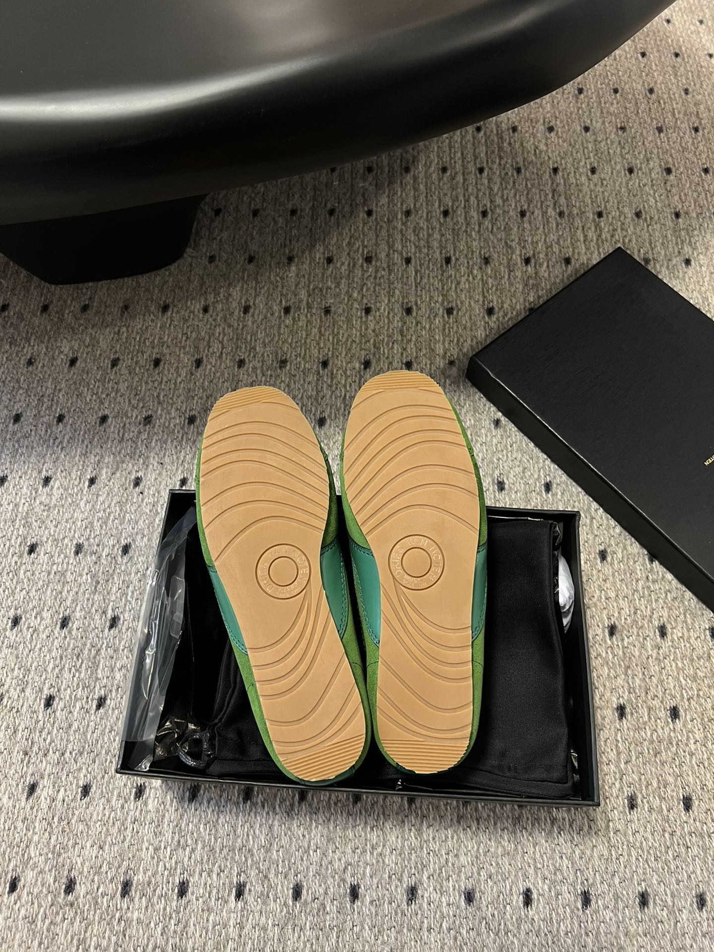 
代购级小众 Dries Van Noten·DVN 复古德训鞋

dvn的德训鞋也太美了吧  drie