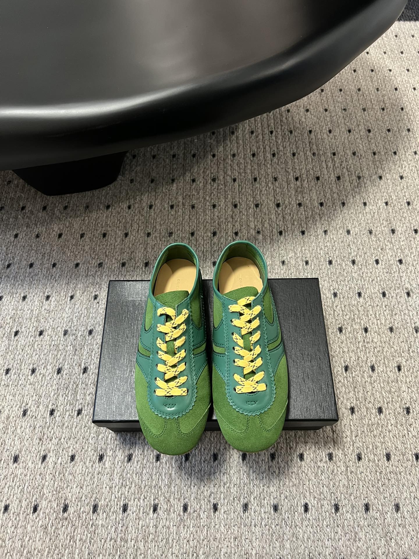 
代购级小众 Dries Van Noten·DVN 复古德训鞋

dvn的德训鞋也太美了吧  drie