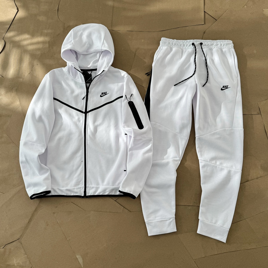 Nike Tech Fleece Windrunner Jacket and Sweatpants Set - Light Grey 4 i1712681644 134 2