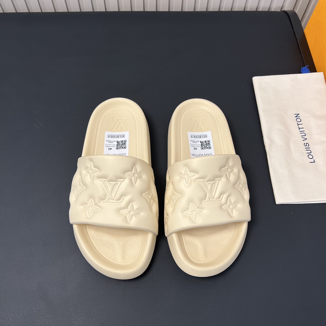 Louis Vuitton Designer
 Shoes Slippers Unisex