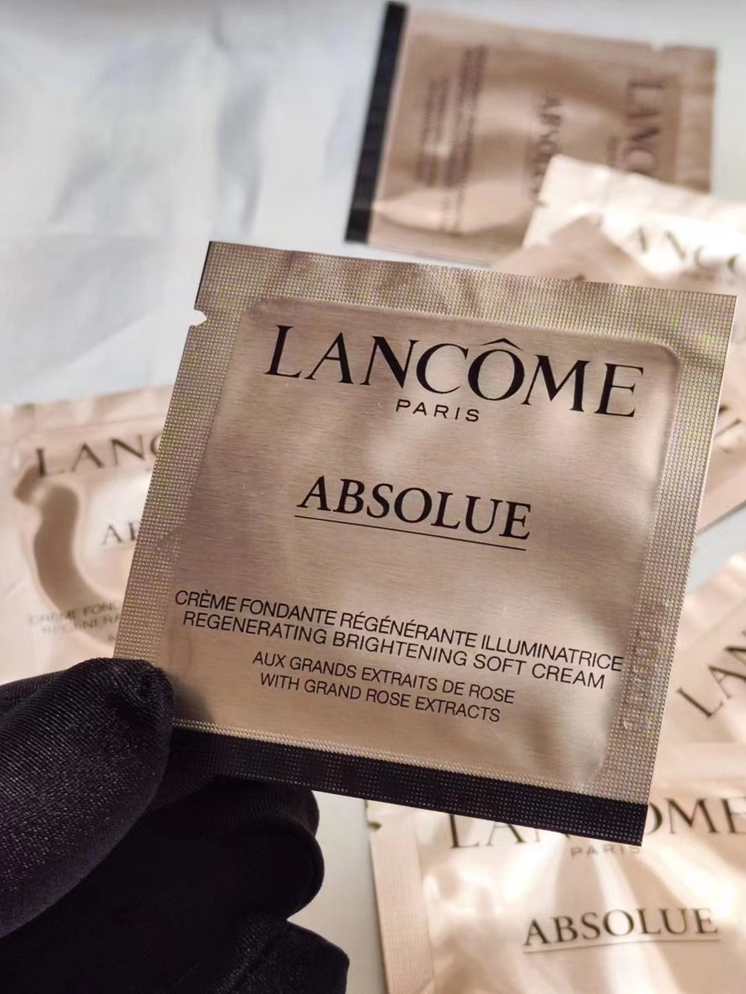 25. Crema de Noche Absolue de Lancôme 1ml versión ligera/10 sobres 🔜 Versión Mingtong. ¡Alta calidad❗️ Nueva ventaja d…