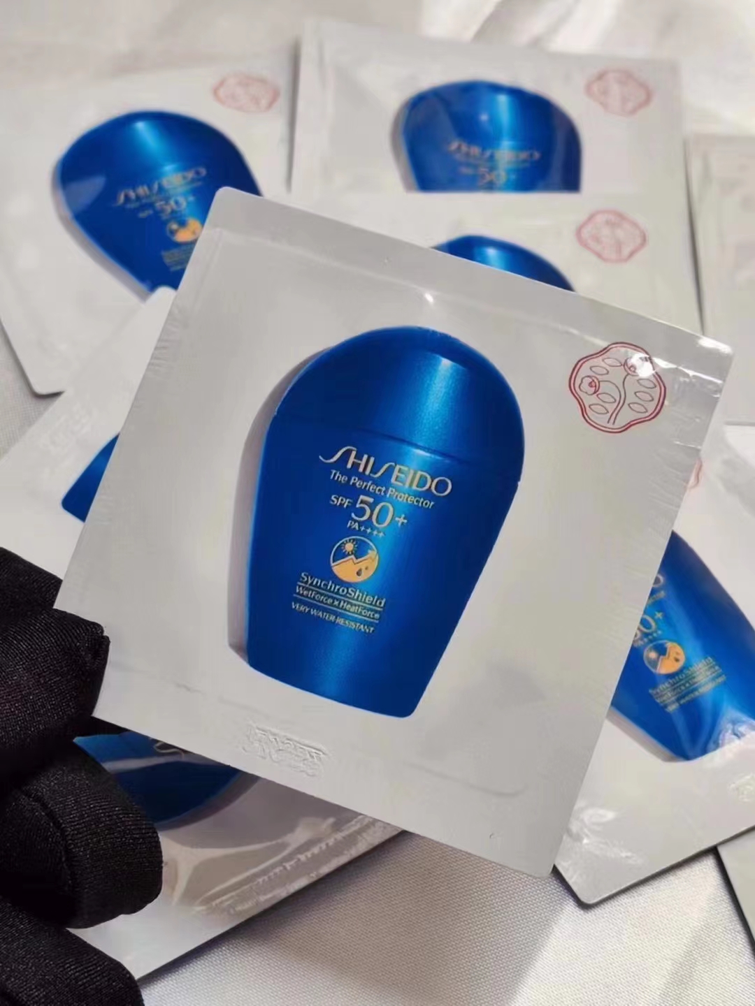 25. Protector Solar de Shiseido Blue胖子 2ml/10 sobres 🔜 Versión Mingtong. ¡Alta calidad❗️ Nueva ventaja de suministro:�…