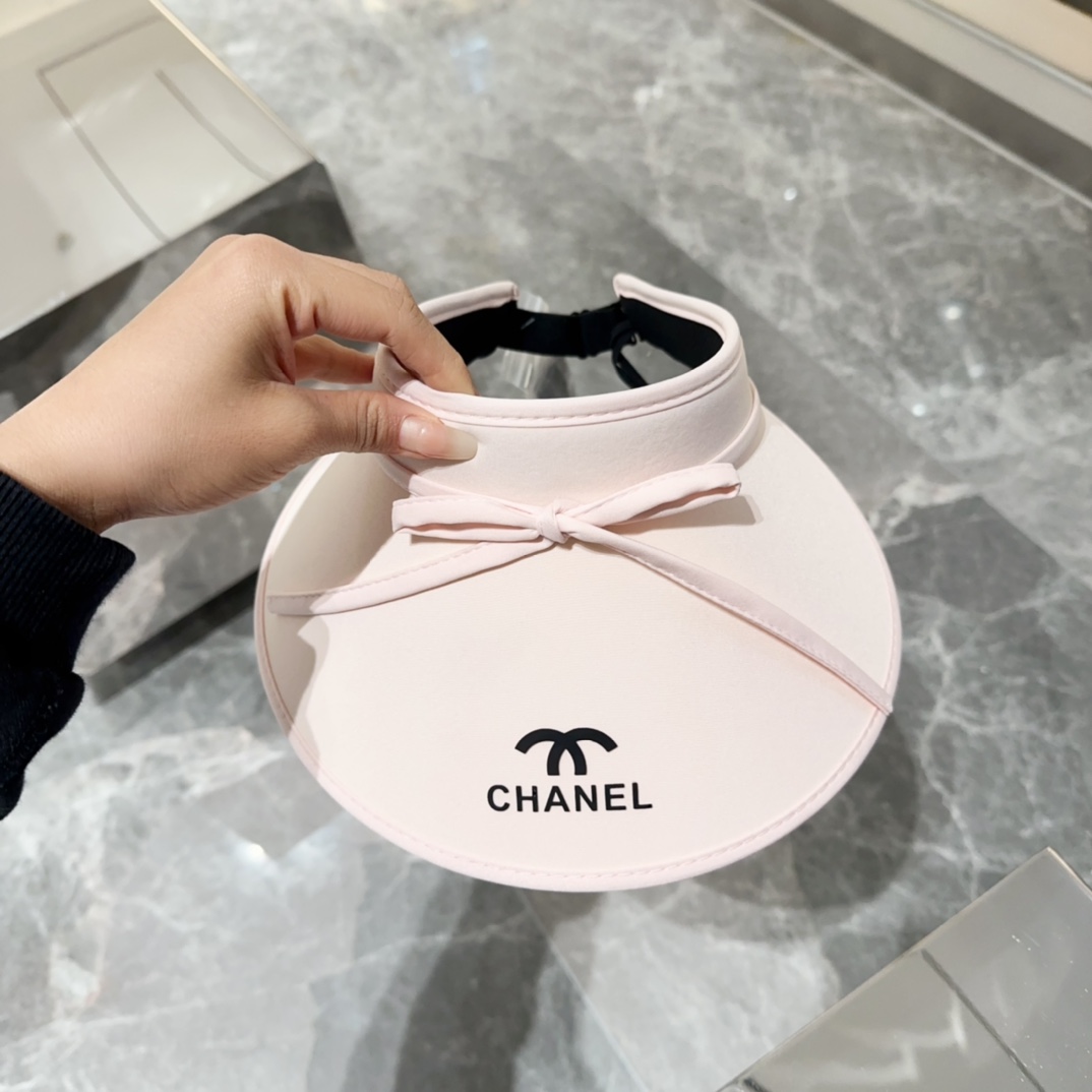 NO:195430,Ch@nel Chanel Sky Top Hat Sweet Summer Fairy Style, full of retro style. Must-have when going out, super nice!  Hat fisherman hat baseball hat knit hat, hat, chanel, espadrilles, hats19860909Ch@nel 香奈儿空顶帽 甜甜夏日仙女风,复古风十足 出门必备,超nice！帽子渔夫帽棒球帽针织帽,帽子,chanel,espadrilles,hats,hat