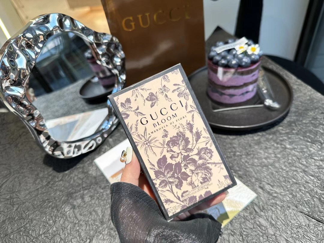 Are you looking for
 Gucci Perfume Black Green Red Rose White Spring Collection