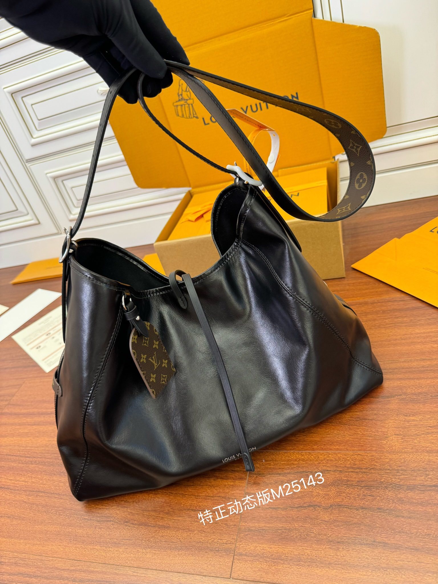 独家首发型号M25143特正版动态码品质提升专柜同步动态电子芯片礼品袋保护纸铜版电子标签合格证皮料是正品