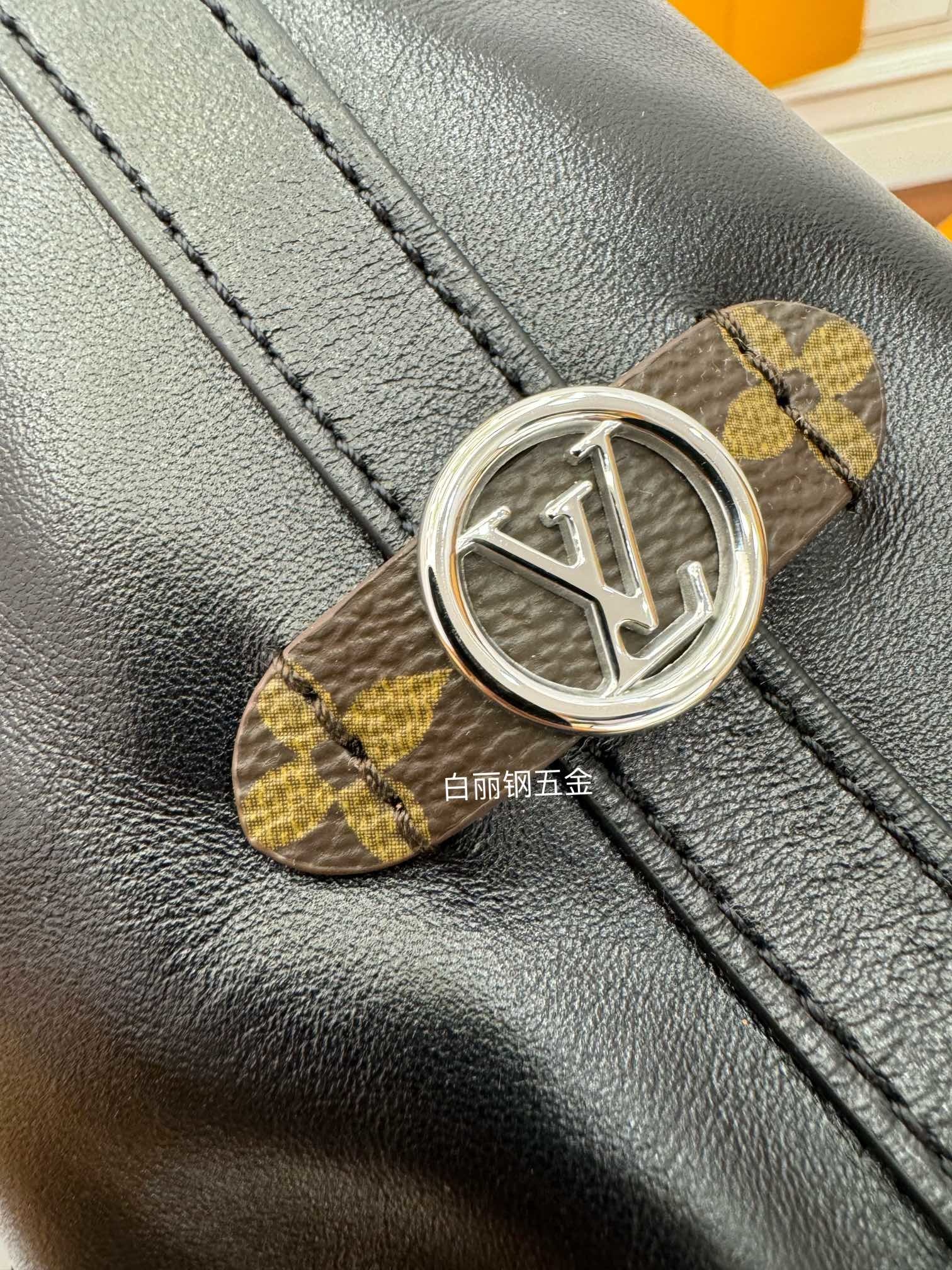 独家首发型号M25143特正版动态码品质提升专柜同步动态电子芯片礼品袋保护纸铜版电子标签合格证皮料是正品