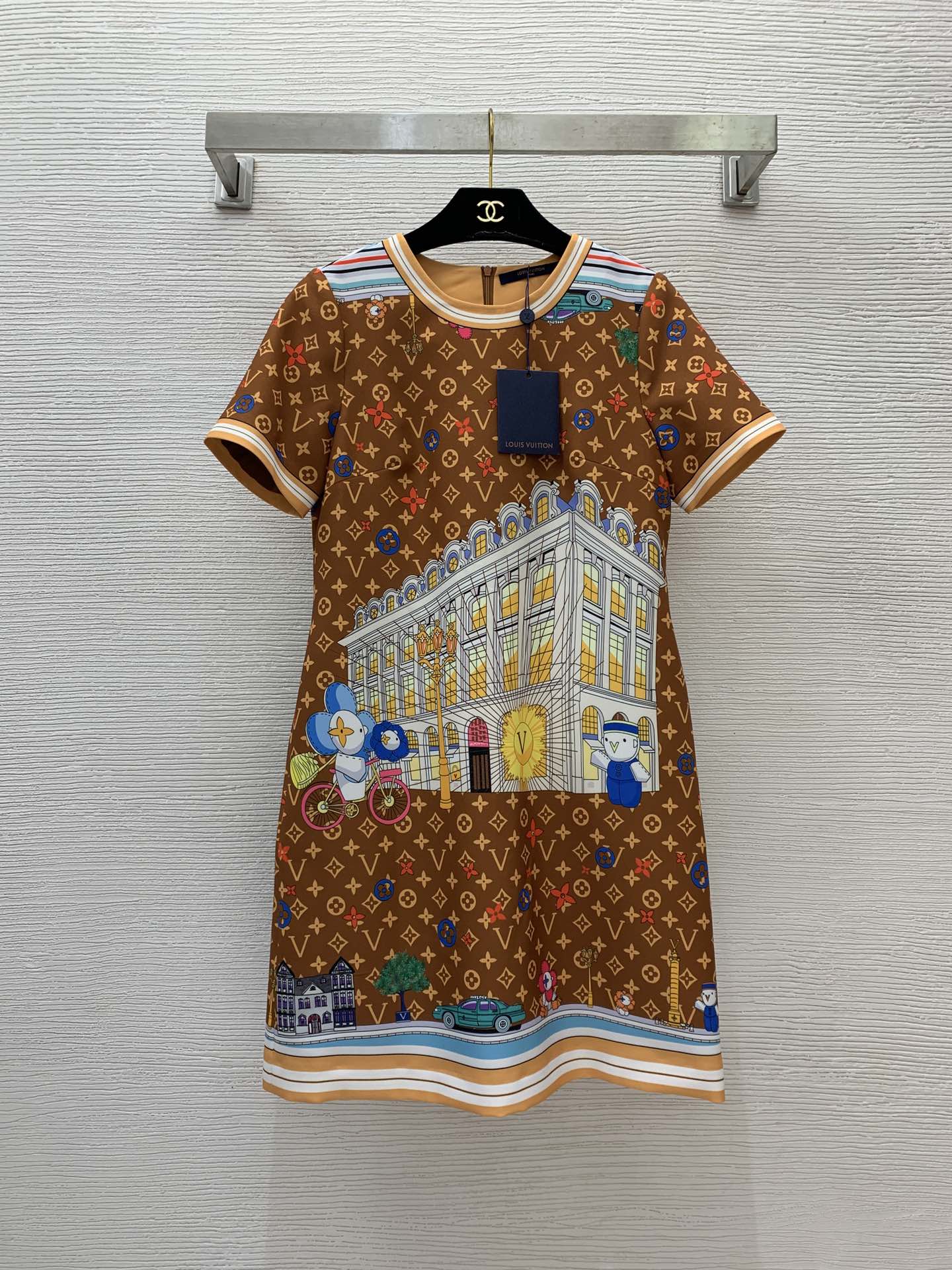 Louis Vuitton Vêtements Robes Couleur abricot Imprimé D24041284