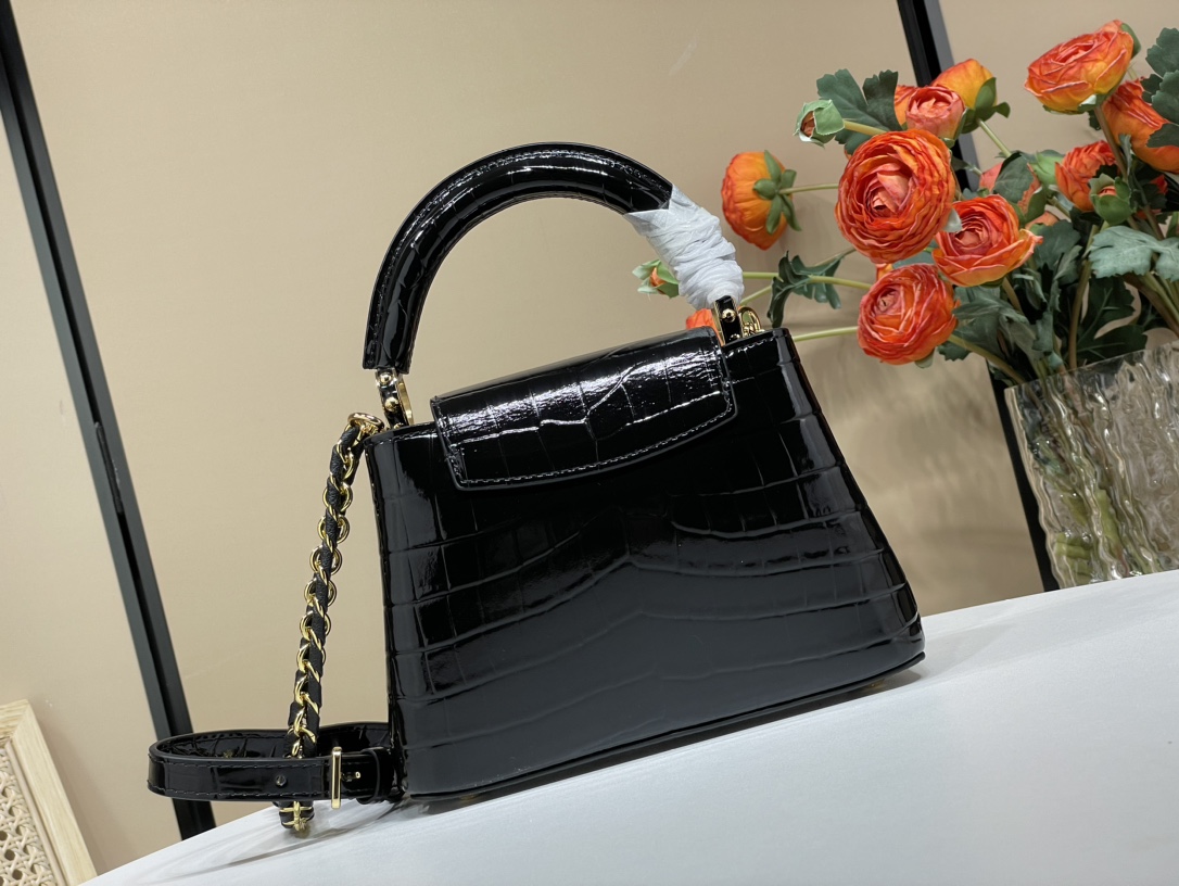 Louis Vuitton LV Capucines Mini Series Official M94227 48865 Black (Crocodile Diamond)