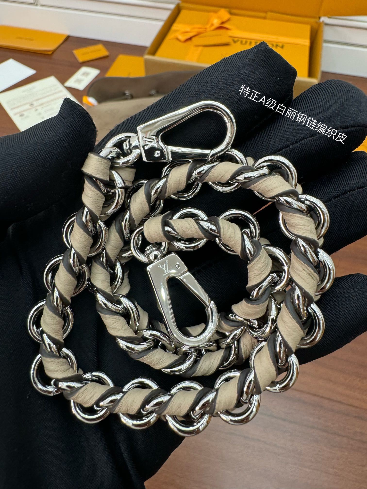 独家首发型号M57201特正版动态码品质提升专柜同步动态电子芯片礼品袋保护纸铜版电子标签合格证皮料是正品