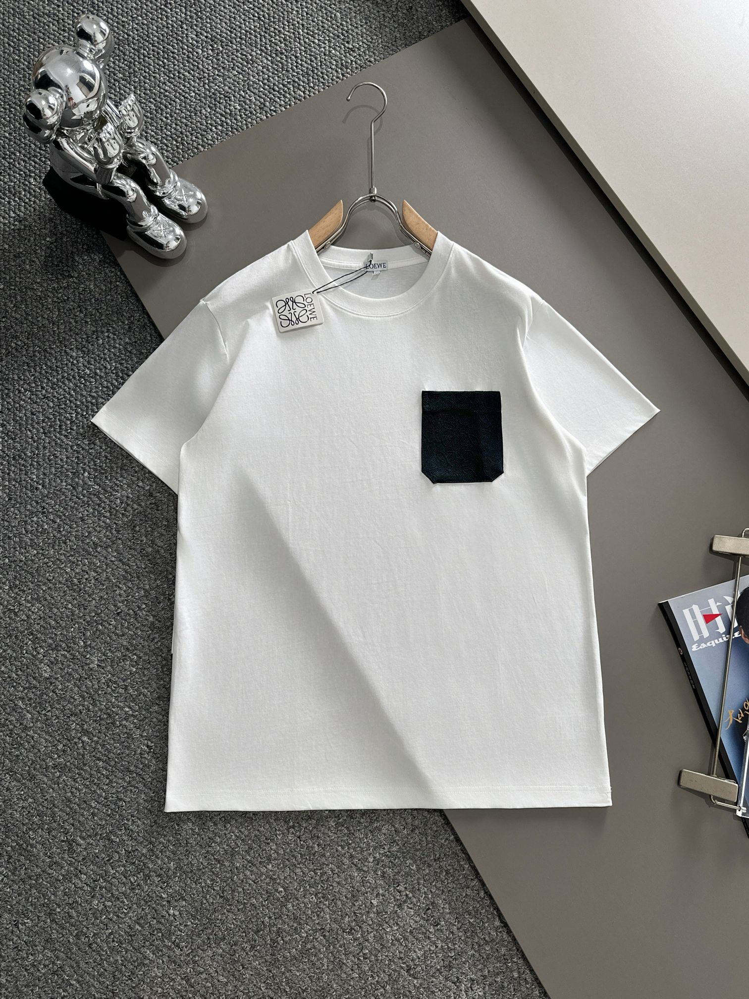 🅿️110 Loewe LOEWE24ss primavera/verano nuevo estilo de alta versión camiseta de manga corta con bolsillo de parche log…