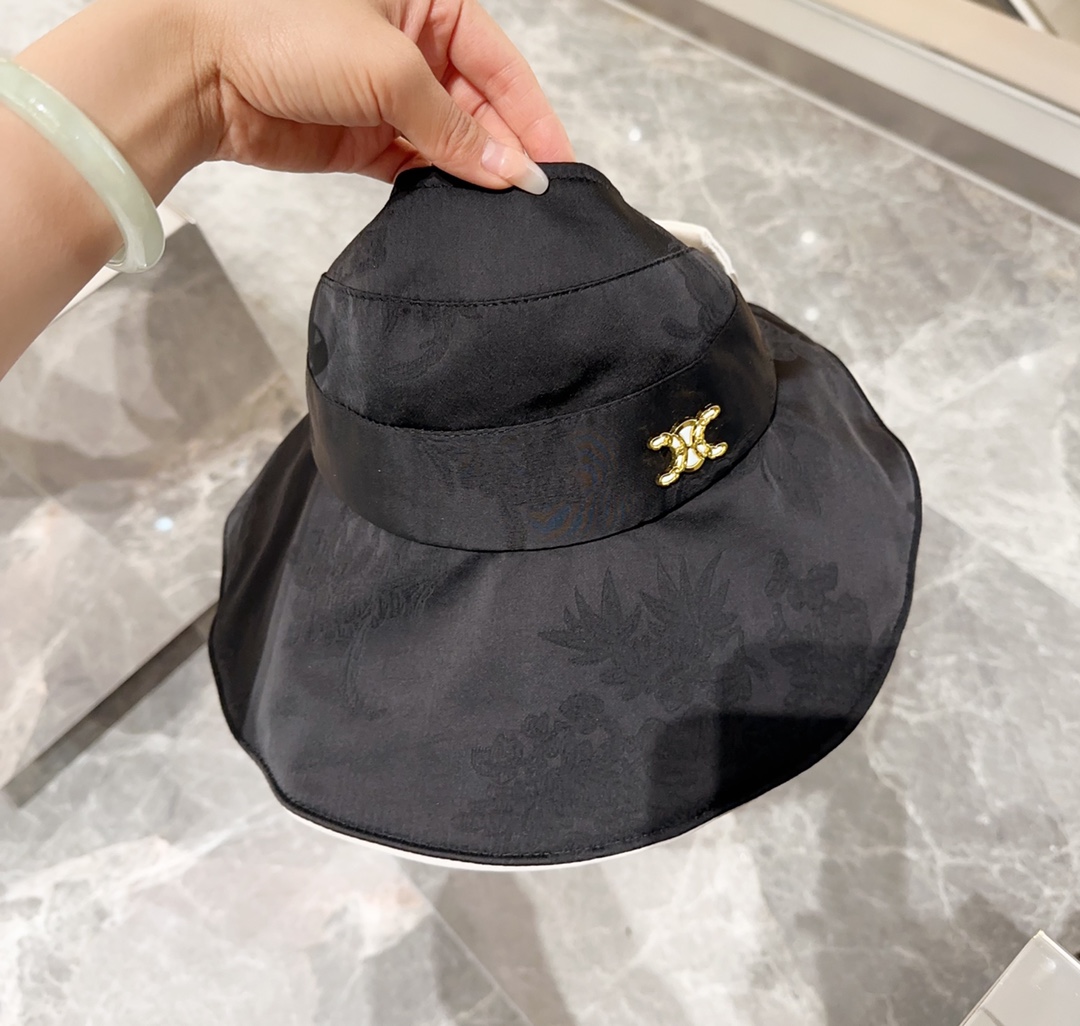 NO:195704,Celine sun-visual ceiling hat low-key luxury classic hat fisherman hat baseball hat knit hat, hat, celine, espadrilles, hats19860909赛琳 遮阳空顶帽 低调奢华 经典帽子渔夫帽棒球帽针织帽,帽子,celine,espadrilles,hats,hat