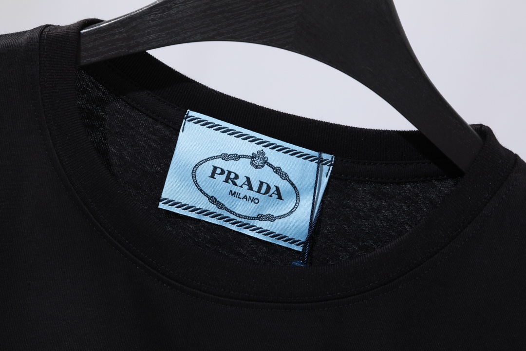 Prada PRADA普拉达 三角铁牌徽标短袖T恤