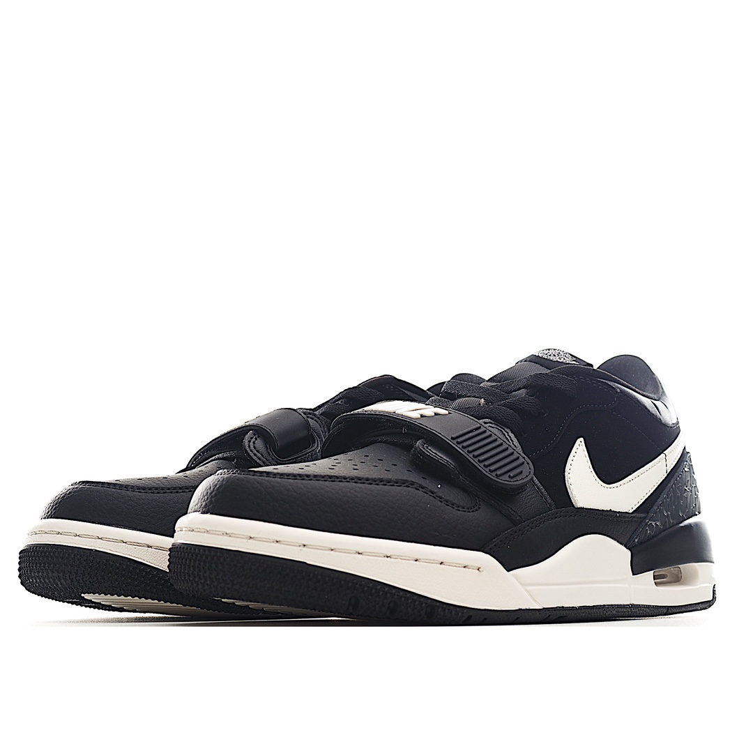 💰240 LY专供 毒版公司货
【乔312】
独家实拍✨Air Jordan Legacy AJ312 气垫篮球鞋 货号:CD7069-001
鞋身采用了皮革材质打造 横跨鞋面的魔术贴十分吸睛 侧面的Swoosh Logo的一部分被鞋面遮挡了一部分 颇具玩味 魔术贴上标有NK标识 而鞋舌上是Jordan的经典飞翼Logo 后跟和鞋底均采用了Air Jordan 3 的设计 后跟上同样也使用了经典的爆裂纹图案 
尺码:36 36.5 37.5 38 38.5 39 40 40.5 41 42 42.5 43 44 44.5 45 46