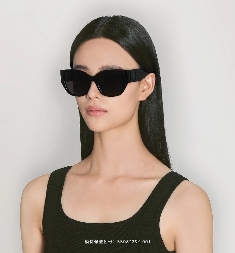  BALENCIAG*
MODEL：BB0323S
SIZE：55口19-135
