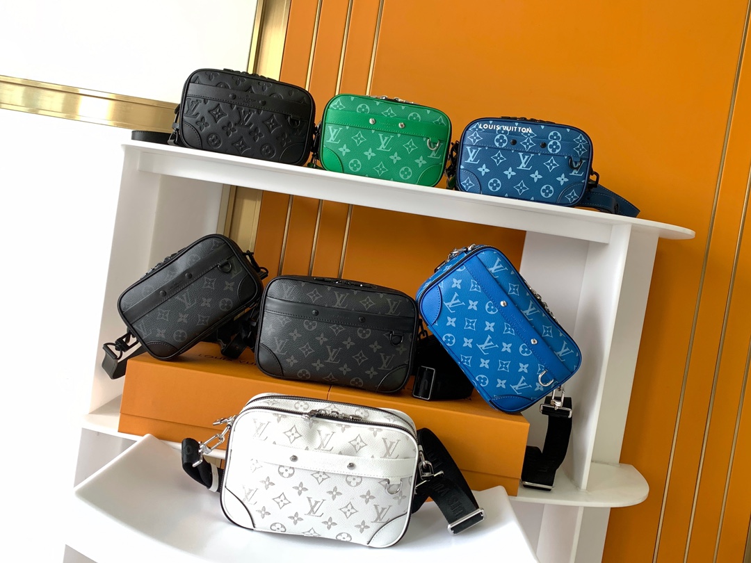 Louis Vuitton Bolso de Cámara: Elegancia y Funcionalidad en un Diseño Compacto