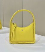 Outlet 1:1 Replica
 Fendi Crossbody & Shoulder Bags Yellow Calfskin Cowhide Fashion Mini