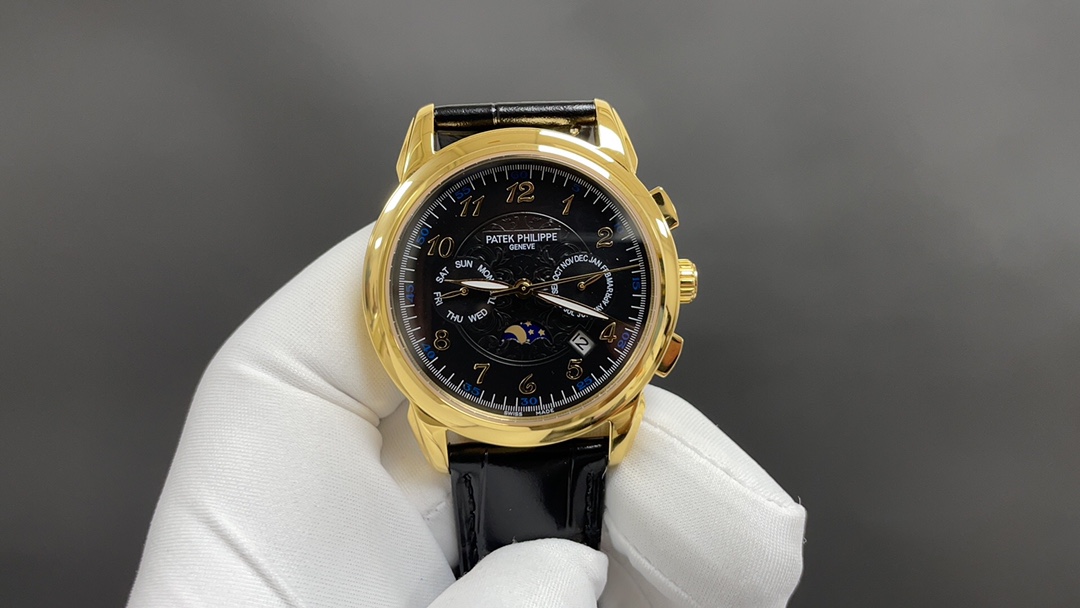 NO:151856,New Patek Philippe PP Complex Function Timer Series R71 is available on the market Patek Philippe Noble Artwork!  (The upgraded version improves the shell body thinner than the old version, the glass is upgraded to wear-resistant and fall-resistant, and is smoother and more beautiful than the old version! The inner cover is updated to a steel-sin inner cover; the watch texture looks more perfect) Exclusive literal plus high-end inner shadow logo, paired with imported multi-function movement (0 rework) function (24 hours, week, stars, month) Imported 316 stainless steel, using 18k quality furnace vacuum plating!  Paired with calfskin imported from Italy!  Original folding buckle!  Size 40mm. Wear-resistant and scratch-resistant sapphire glass!  Super waterproof 50 meters!  Simple but not simple!  You can never own a Patek Philippe, you are just keeping it for your descendants. (Prudent commitment The product has better luster and exquisite feel, the dial is lifelike and the shell cover technology is all master-level light body test, plus the high-tech forging of machines in the new era, it is shocking and noble. You deserve it! Build by a large manufacturer! Welcome to reprint, patek philippe, cowhide19860909新款 百达翡丽 PP 复杂功能计时系列R71 上市 PatekPhilippe 贵族的艺术品！（升级版改进壳身比旧版本更薄、玻璃升级耐磨抗摔、比旧版本更平整美观！内罩更新成钢鑫制内罩；手表质感 手感 显得更完美）独家字面加高档内影logo,搭配进口多功能机芯（0返修）功能（24小时,星期,星辰,月份）进口316精钢,采用18k品质炉内真空电镀！搭配意大利进口小牛皮！原装折叠扣！尺寸40mm.耐磨防刮蓝宝石玻璃！超强防水50米！简约而不简单！你永远无法拥有一块百达翡丽,你只是在替你的后代保管他. ( 慎重承诺 产品实物光泽手感更佳精湛 字盘刻度栩栩如生 壳套工艺都是宗师级别轻身检验 加上新时代机器高技锻造 上手震撼尊贵非凡.你值得拥有！大厂打造！欢迎转载,,patek philippe,cowhide,Watch