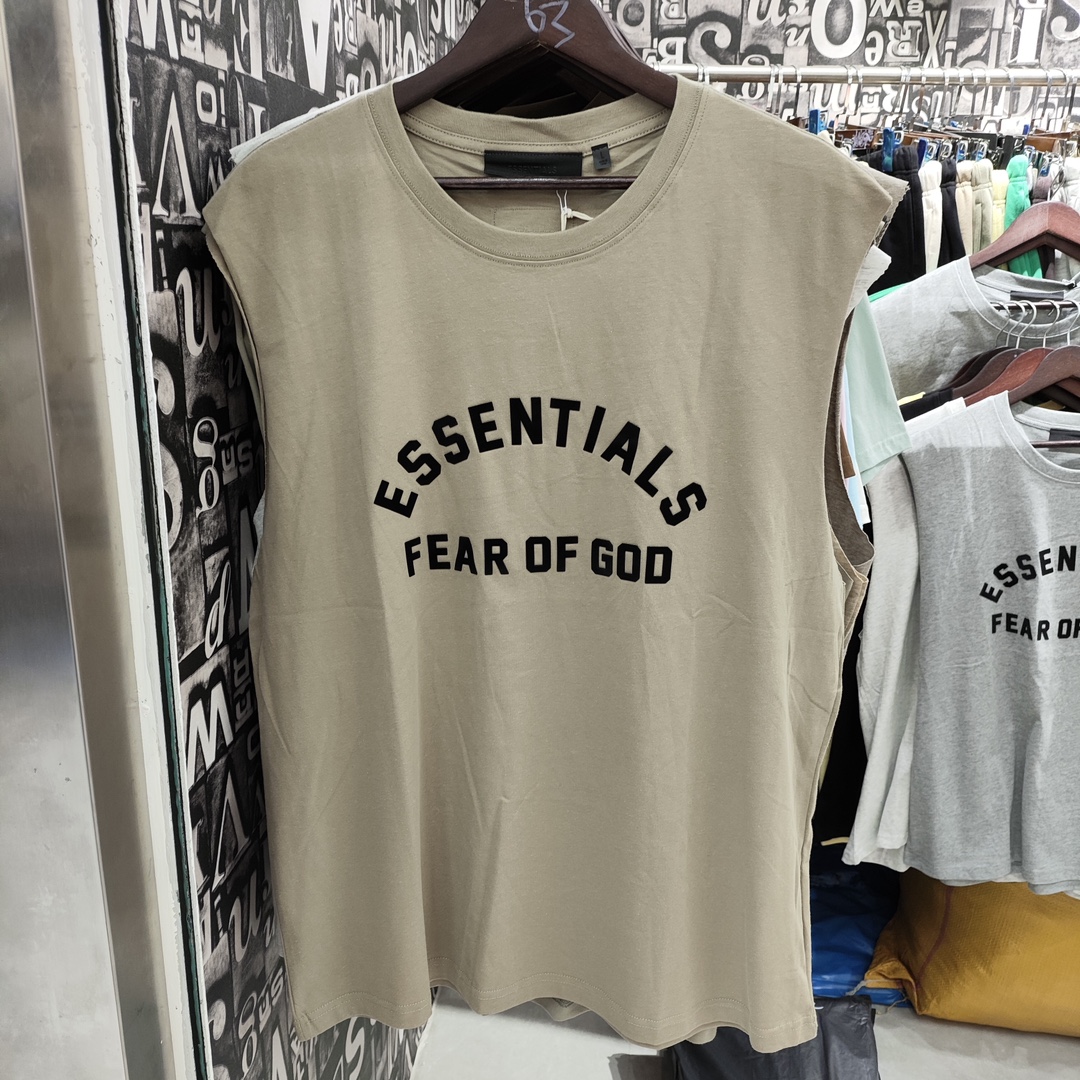 FEAR OF GOD ESSENTIALS T恤服装 6