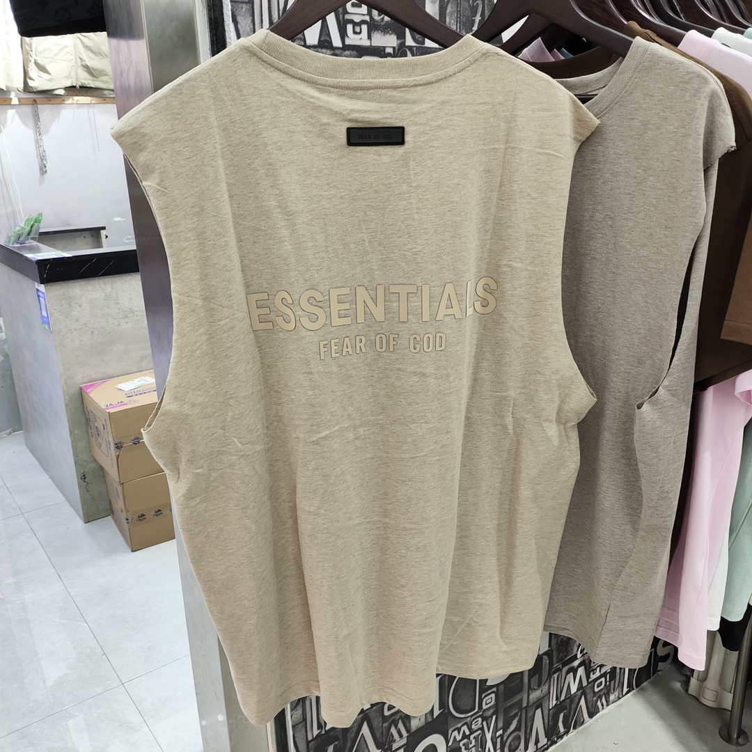 FEAR OF GOD ESSENTIALS 云系列 无袖T恤服装 6