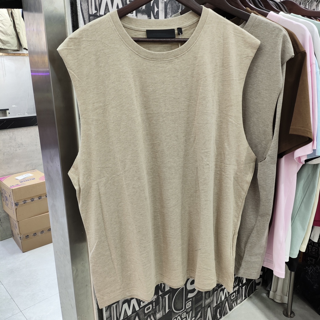 FEAR OF GOD ESSENTIALS 云系列 无袖T恤服装 5