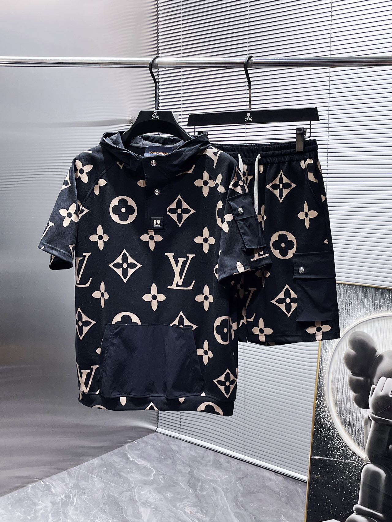 Louis Vuitton Clothing Shorts T-Shirt Spring/Summer Collection Short Sleeve