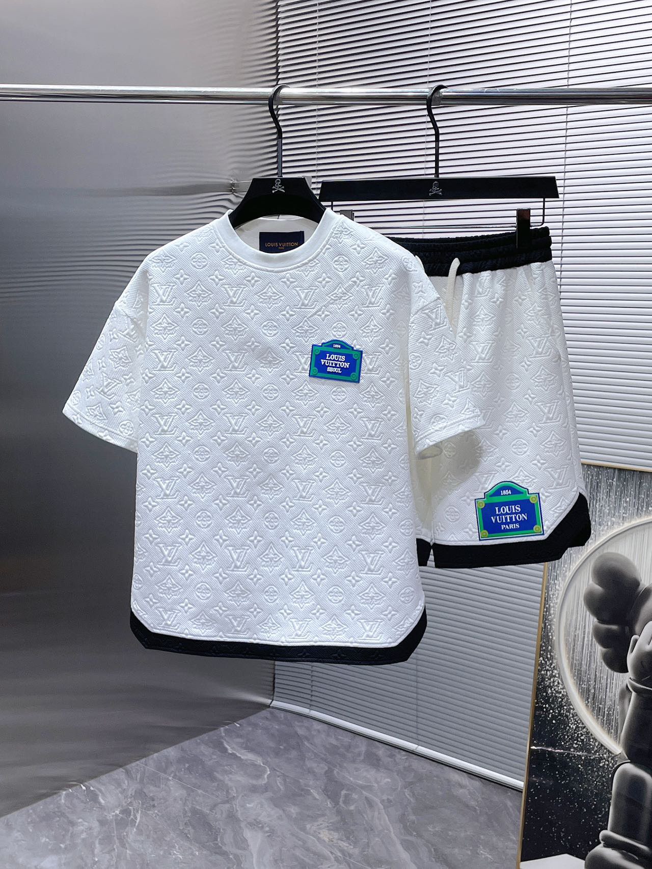 Same as Original
 Louis Vuitton Clothing Shorts T-Shirt Spring/Summer Collection Short Sleeve