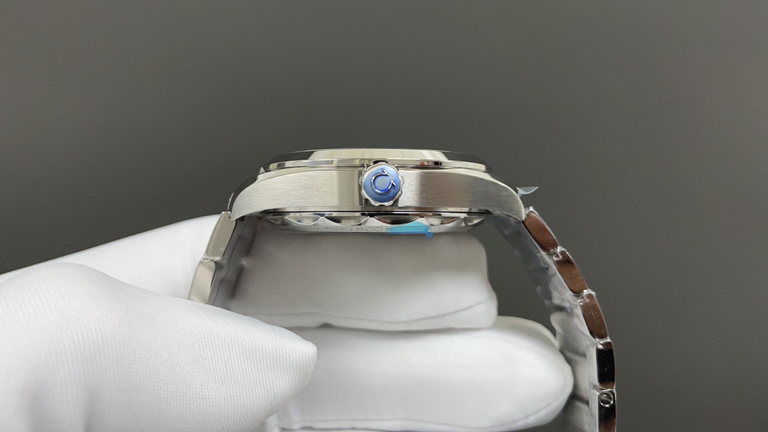 Omega Swiss Master Horology Mechanical Watch Timepiece Ref.2F115015 4