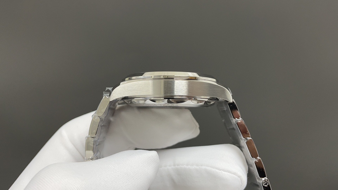 Omega Swiss Master Horology Mechanical Watch Timepiece Ref.2F115015 5