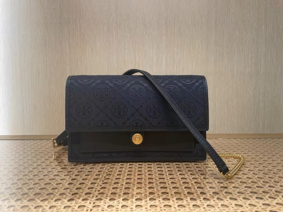 Tory Burch ～Tory Burch23年新款老花单肩信封包 风琴款式 实用百搭 提花面料 精选提花布料