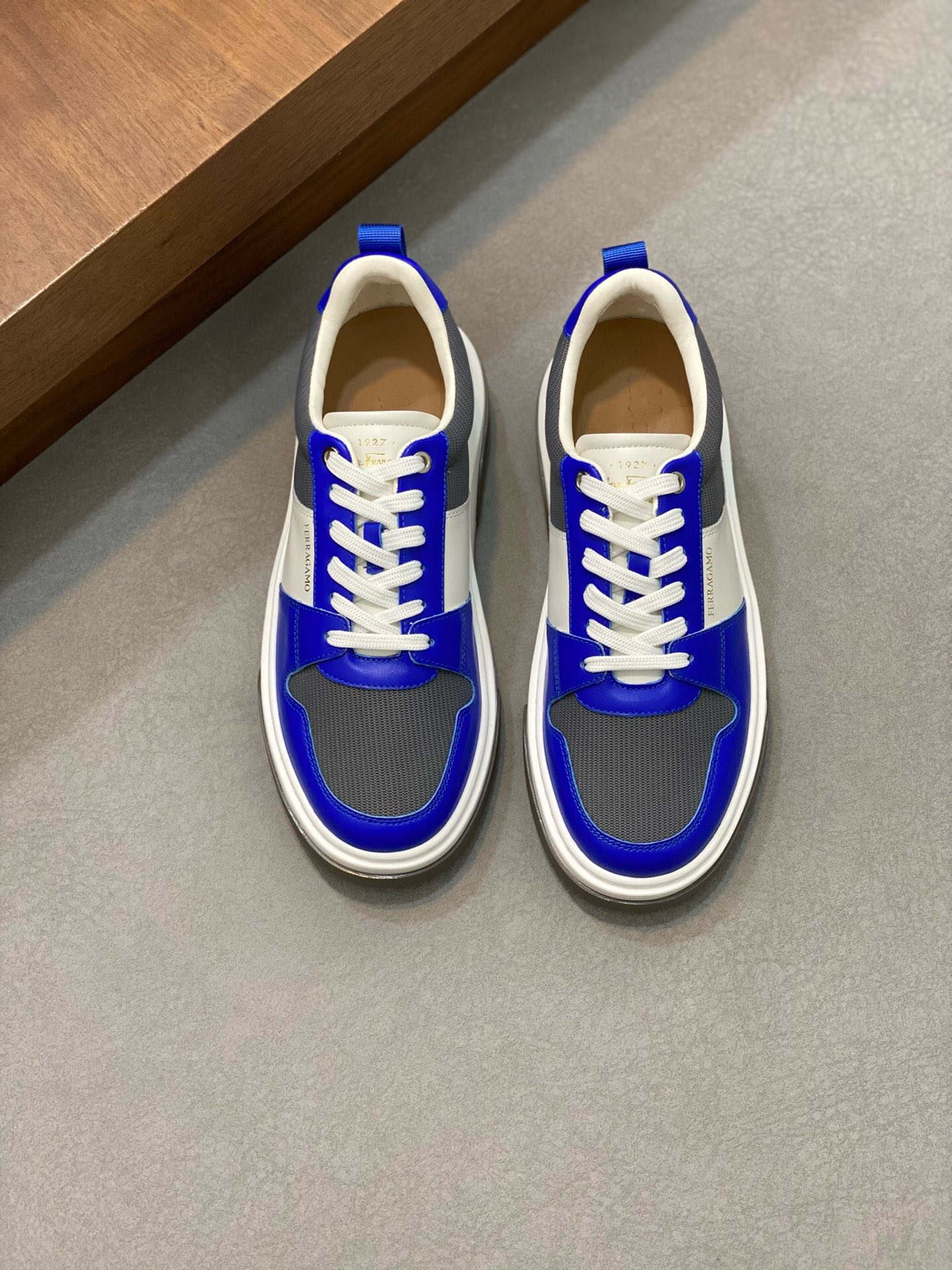 NO:218306,Brand Ferragamo Color original color matching Number 38-44 Customized 45 Price Material Ferragamo New product launch top version Original single quality regular shoe factory fashion trendy upper cowhide making luxury cowhide foot pad original Ferragamo outsole high-end quality worth owning, Ferragamo casual shoes, ferragamo, ferragamo, cowhide19860909品牌Ferragamo 颜色原版配色 码数38-44定做45 价格 材质菲拉格慕新品上市顶级版本 原单品质正规鞋厂出品时尚潮流范鞋面牛皮制作奢华牛皮垫脚原版菲拉格慕大底高端品质值得拥有,菲拉格慕 休闲鞋,ferragamo,ferragamo,cowhide,Men's shoes