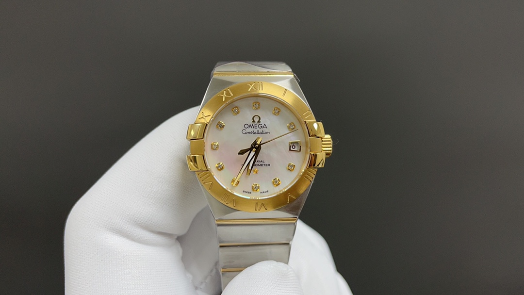 “Omega Constellation Series Watch with 8520 Cores and Blue Mother-of-Pearl Dial in 2070” - 图片 2