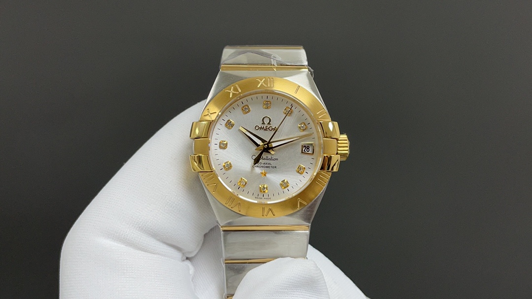 Omega Constellation Series: 2070 Gold Drill 50.PLUMA Light Wrist Watch with 8520 Cores