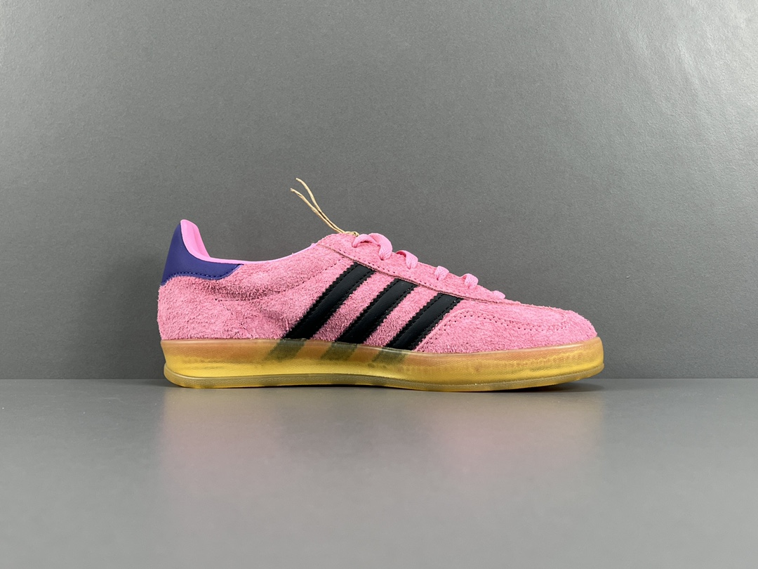 外贸版德训粉色adidasoriginalsSambaOG舒适防滑耐磨低帮板鞋女款货号:IE7002尺码